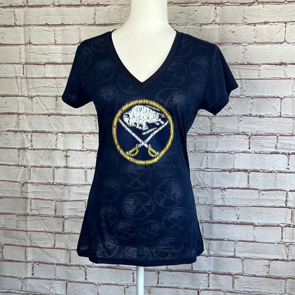 NHL Buffalo Sabres Hockey Short Sleeve V Neck Logo T Shirt Navy Medium - Picture 1 of 8